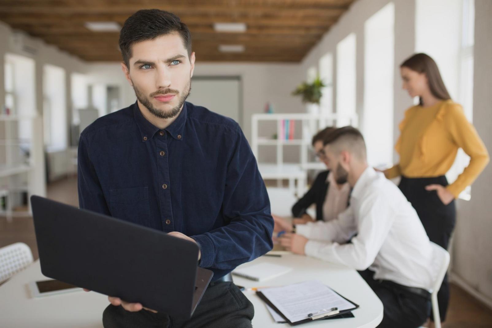 Étude de cas d'entreprise technologique en phase de croissance